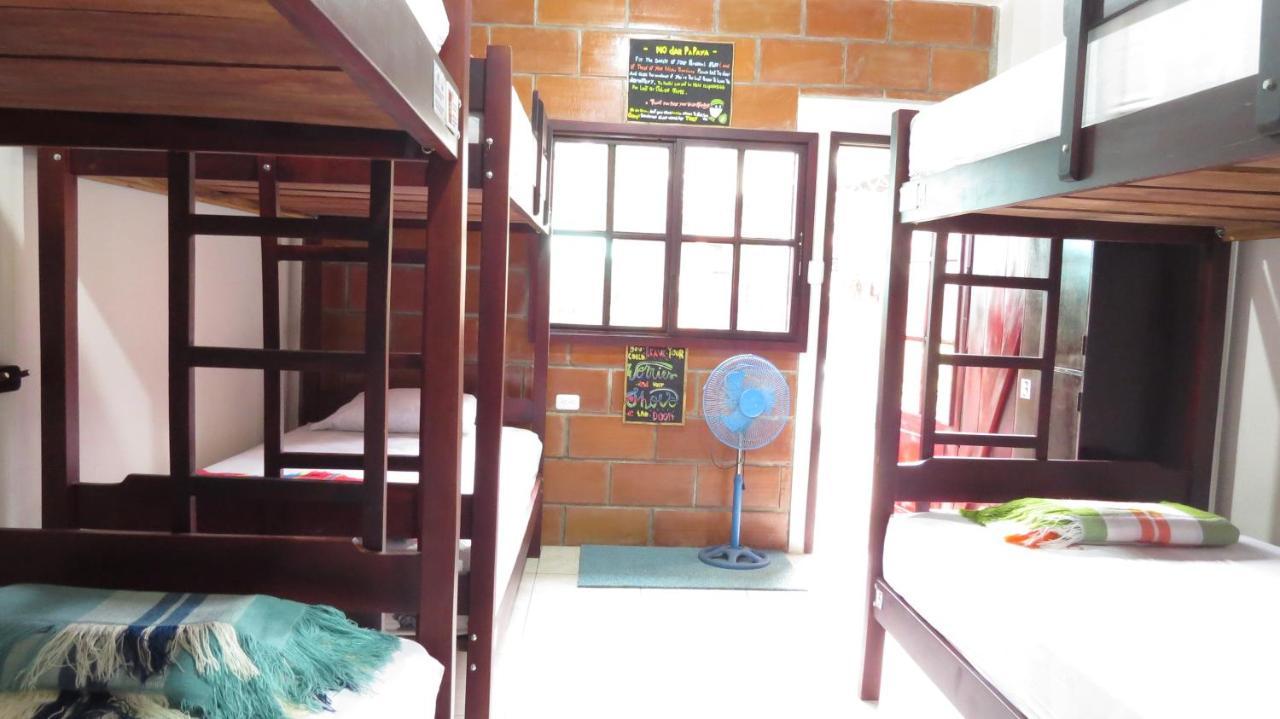 Esperanto Bed & Breakfast Surf Hostel Montañita Eksteriør billede