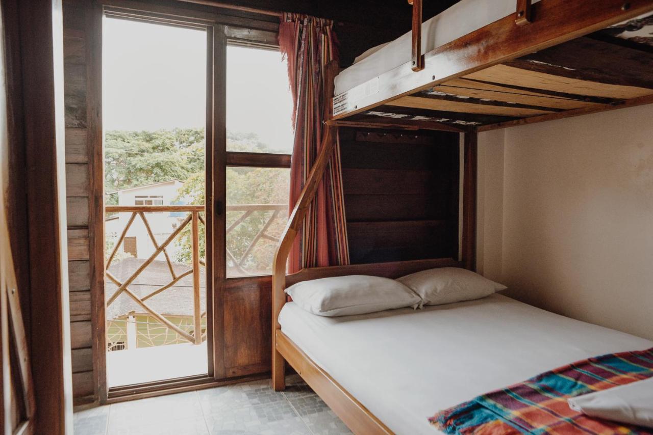 Esperanto Bed & Breakfast Surf Hostel Montañita Eksteriør billede