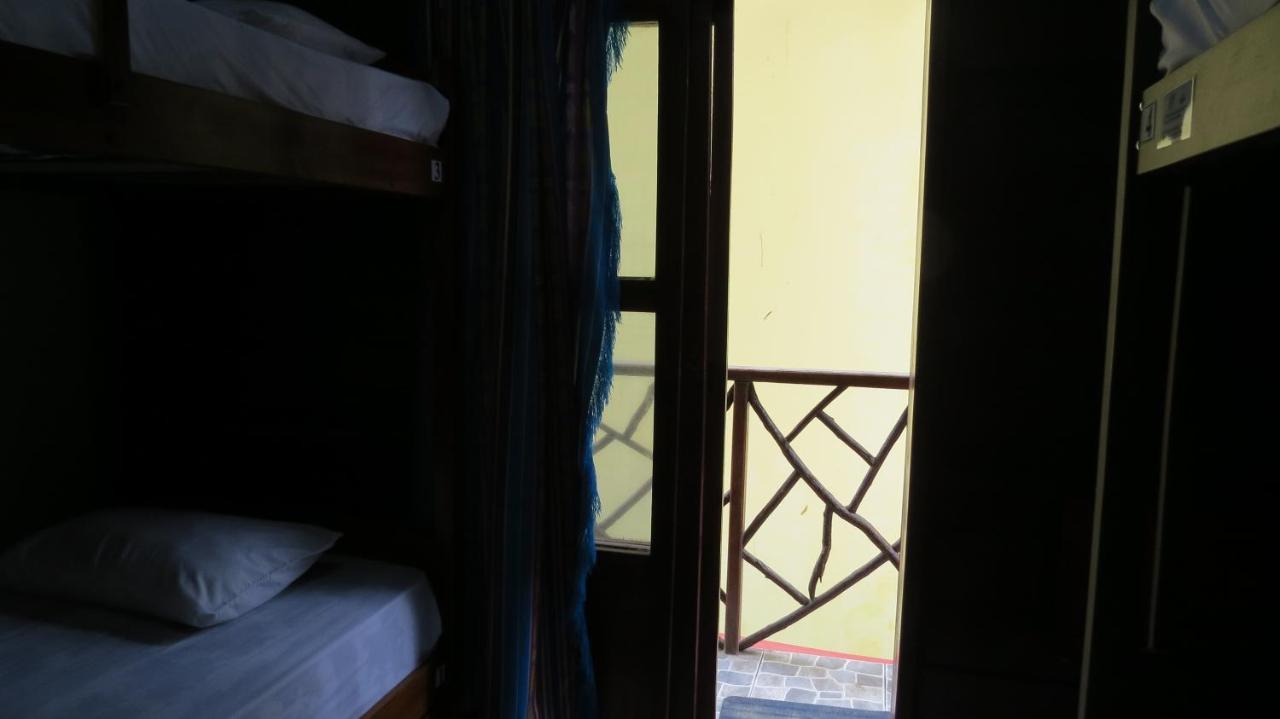 Esperanto Bed & Breakfast Surf Hostel Montañita Eksteriør billede