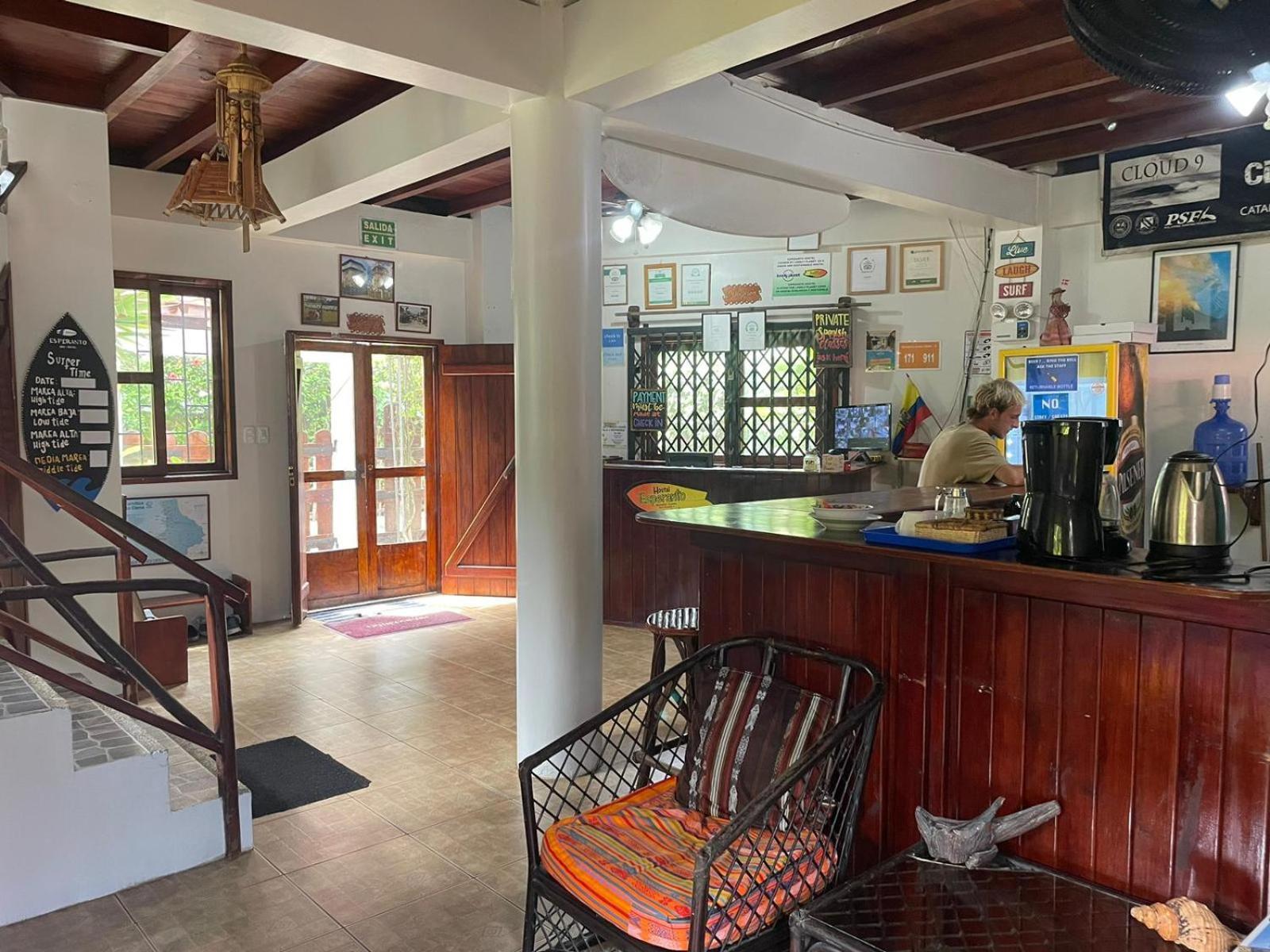 Esperanto Bed & Breakfast Surf Hostel Montañita Eksteriør billede